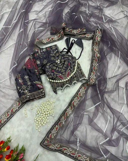 EMBROIDERED BOLLYWOOD STYLE NET SAREE