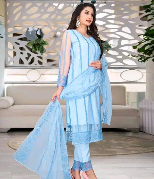 Women Cotton Blend Kurti Set with Dupatta |