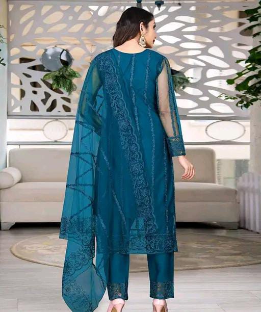 Women Cotton Blend Kurti Set with Dupatta |