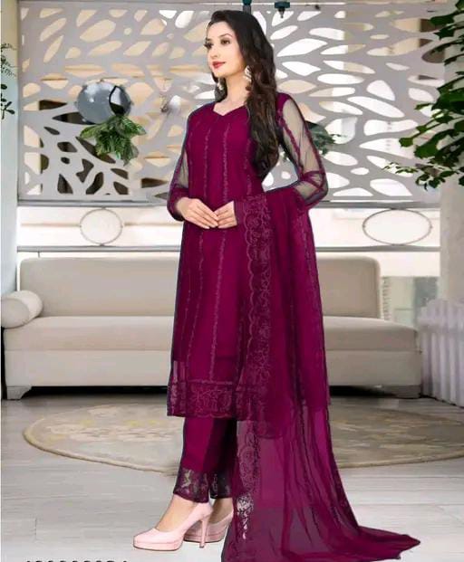 Women Cotton Blend Kurti Set with Dupatta |