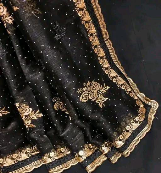 JIMMY CHOO TRENDING SAREE