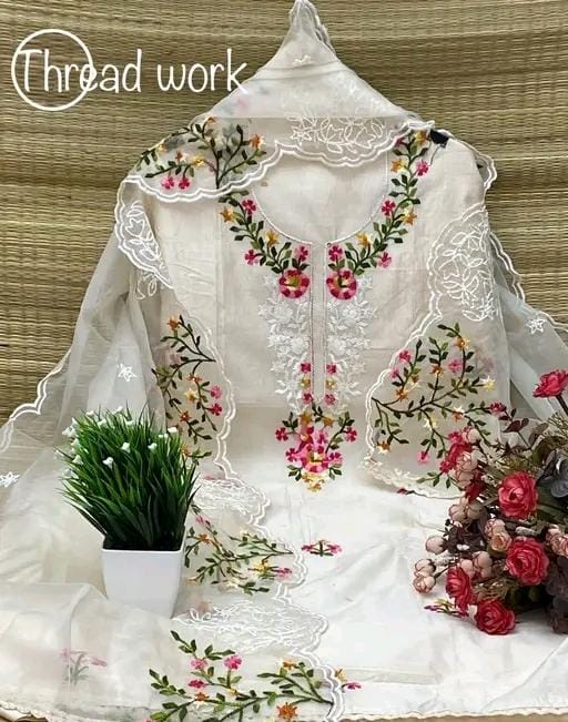 TRENDING PAKISTAN SUITS