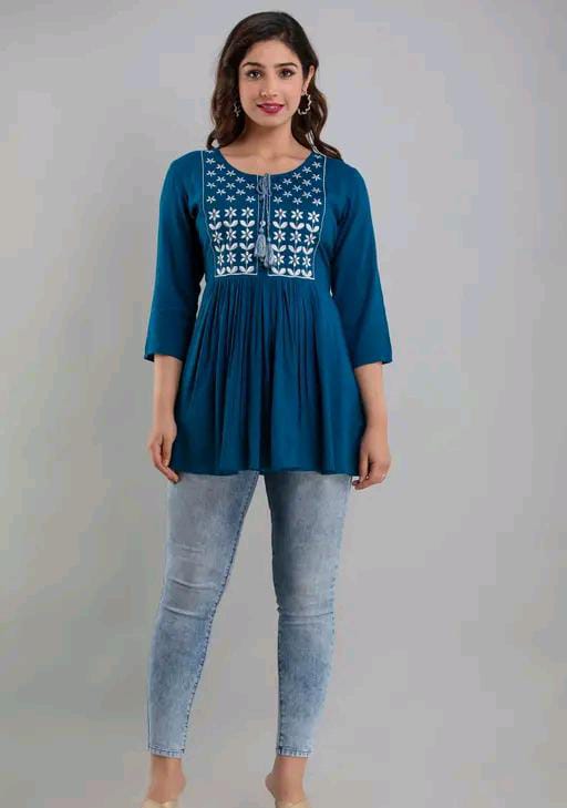 EMBROIDERED COTTON TOP FOR WOMEN'S