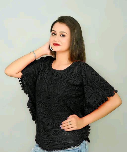 TRENDING CROP TOP FOR WOMEN'S