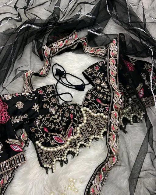 PARTY WEAR EMBROIDERED NET SAREE