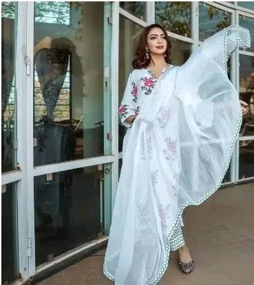 WOMEN'S PRINTED COTTON SUITS