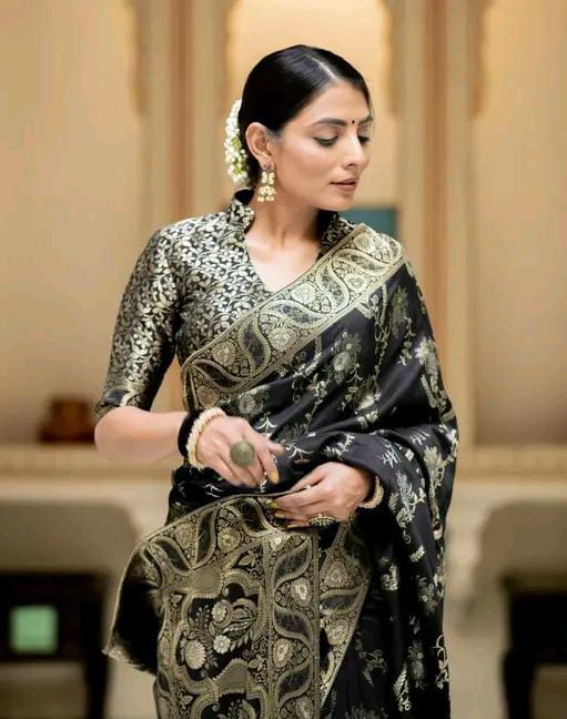 TRENDING BANARSI SAREE