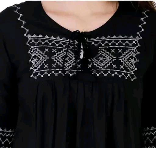 COTTON EMBROIDERED TOP FOR WOMEN'S