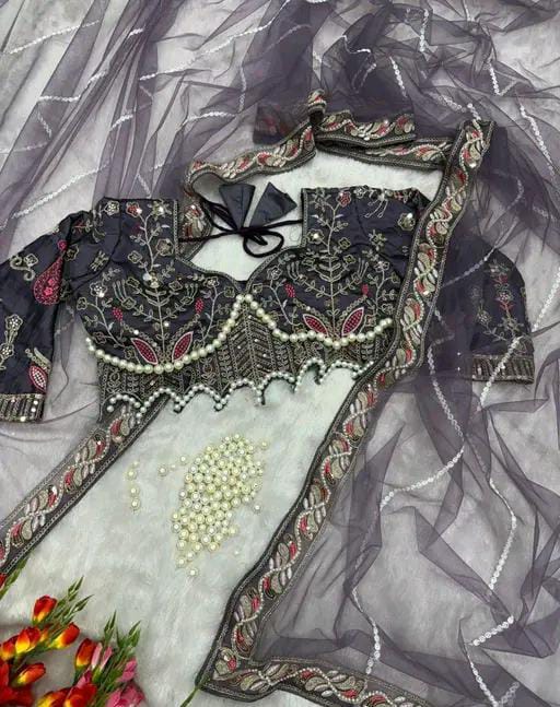 EMBROIDERED BOLLYWOOD STYLE NET SAREE